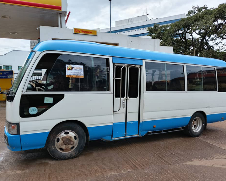 Safari coaster bus, group transport Uganda